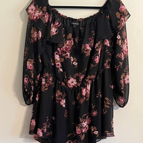 Lane Bryant Floral Top 14 Black Off Shoulder Ruffle Boho Western Classic Preppy - Picture 3 of 15